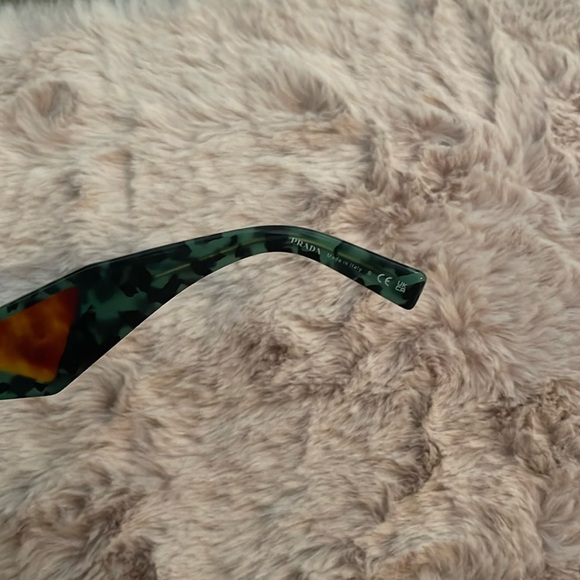 Prada Tortoise Shell Brown Sunglasses - Picture 8 of 9
